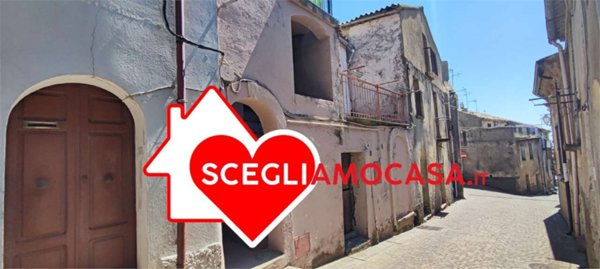 appartamento in vendita a Girifalco