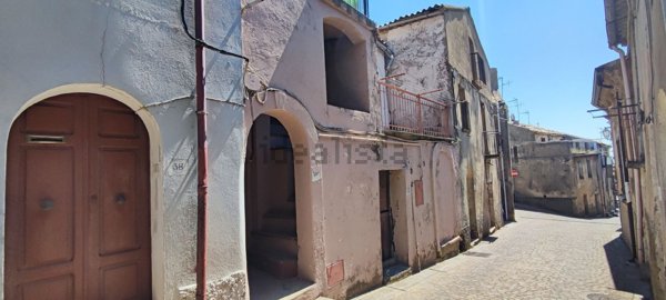 appartamento in vendita a Girifalco
