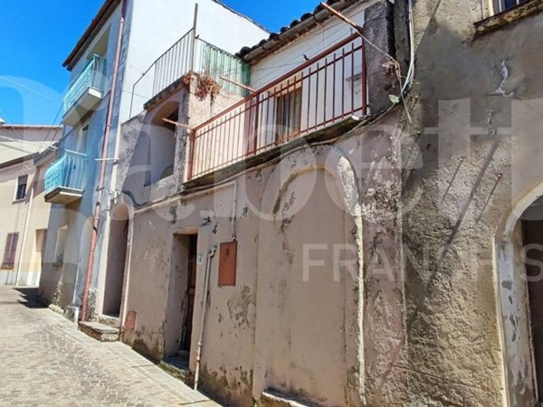 appartamento in vendita a Girifalco