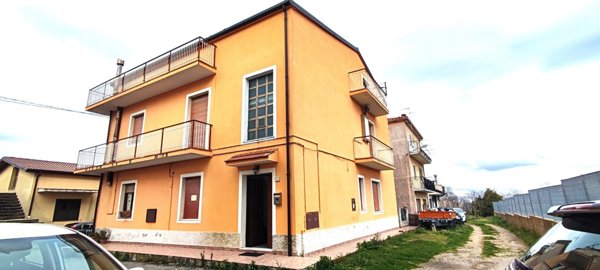 appartamento in vendita a Girifalco