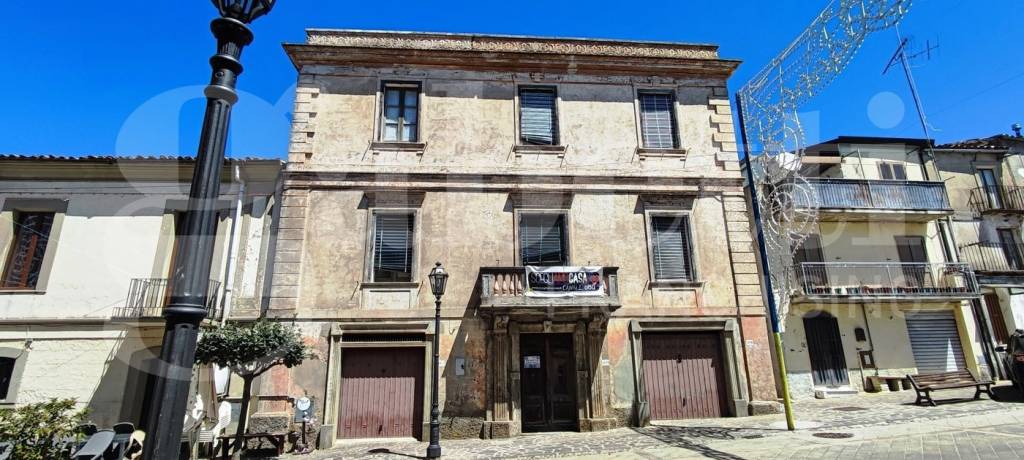 appartamento in vendita a Girifalco