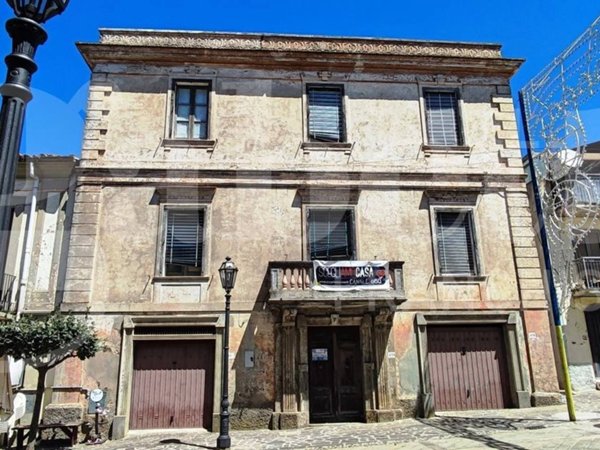 appartamento in vendita a Girifalco