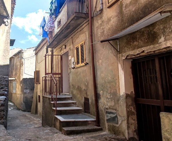 appartamento in vendita a Girifalco