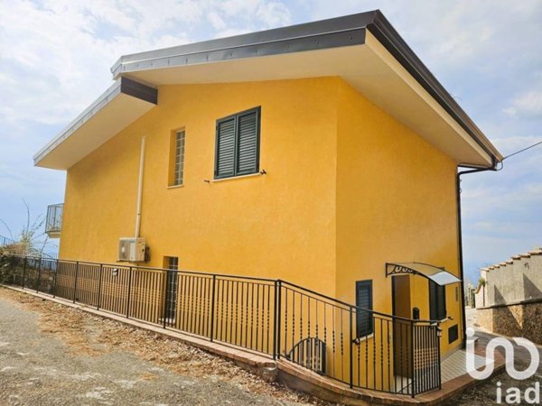 casa indipendente in vendita a Gizzeria