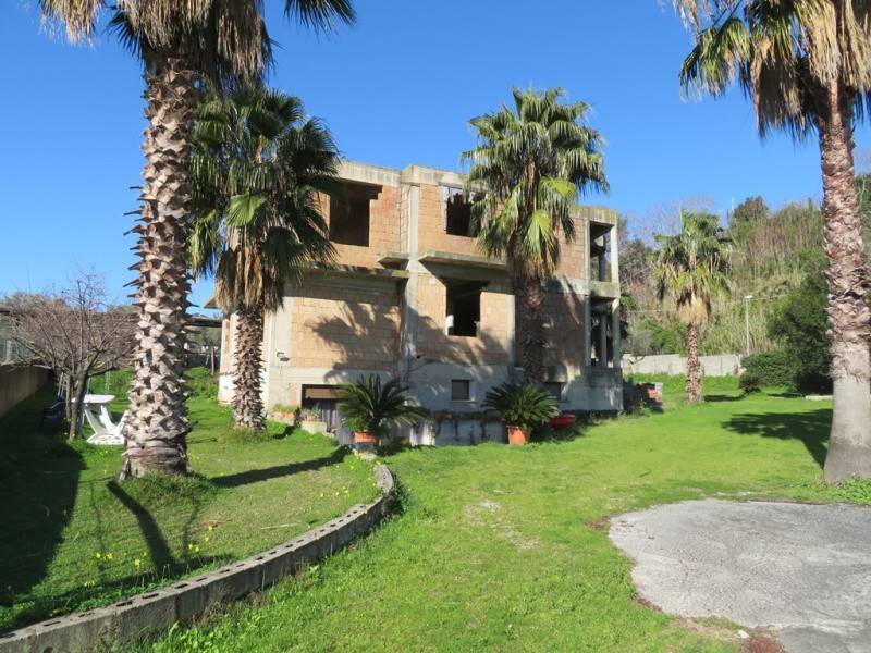 casa indipendente in vendita a Gizzeria in zona Mortilla