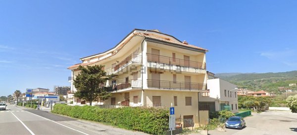 appartamento in vendita a Gizzeria