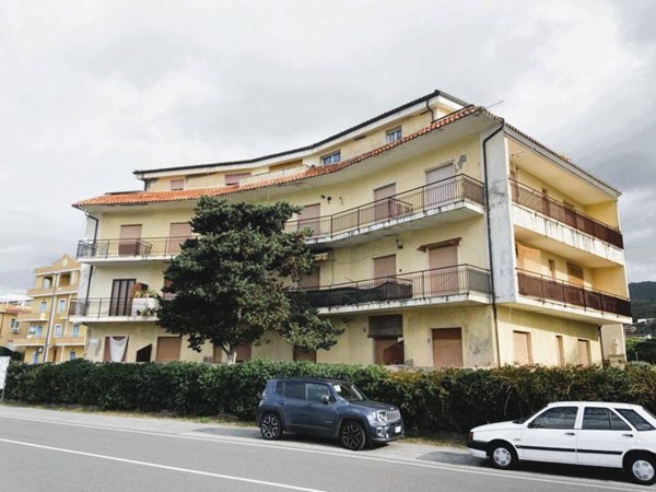 appartamento in vendita a Gizzeria in zona Gizzeria Lido