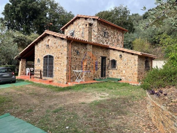 casa indipendente in vendita a Gizzeria