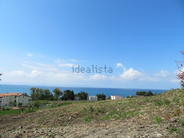 terreno edificabile in vendita a Gizzeria