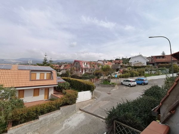 casa indipendente in vendita a Gizzeria