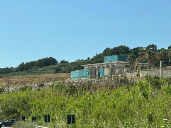 negozio in vendita a Gizzeria