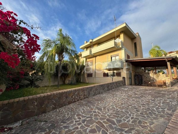 casa indipendente in vendita a Gizzeria