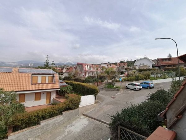 casa indipendente in vendita a Gizzeria in zona Mortilla