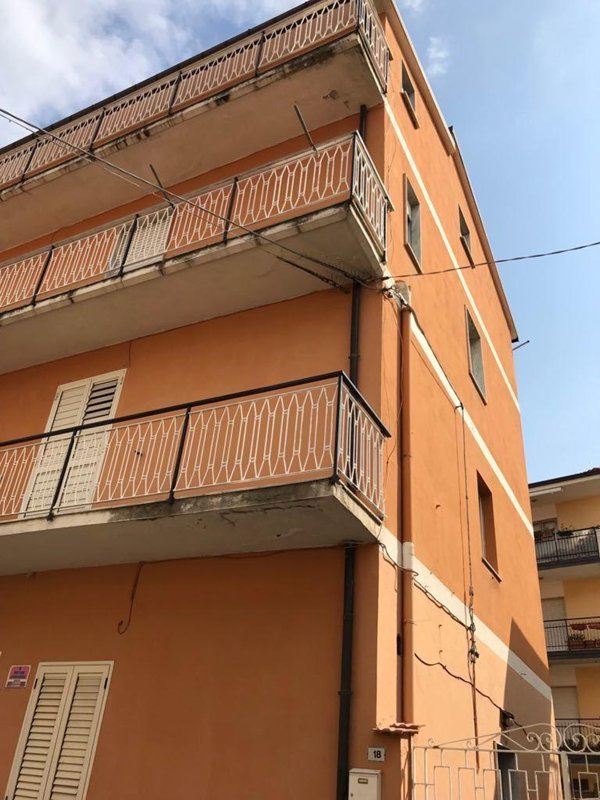 appartamento in vendita a Gizzeria in zona Gizzeria Lido