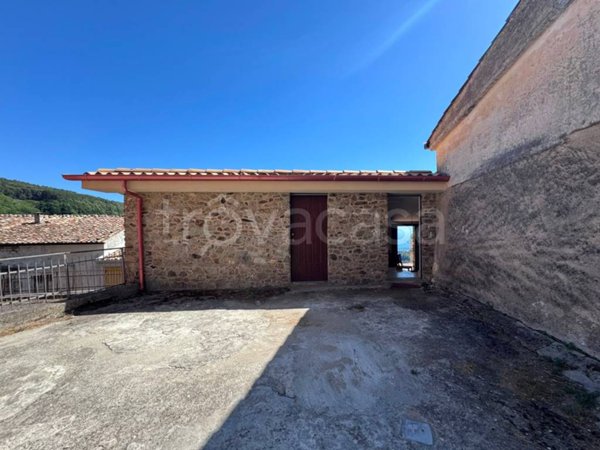 casa indipendente in vendita a Gizzeria