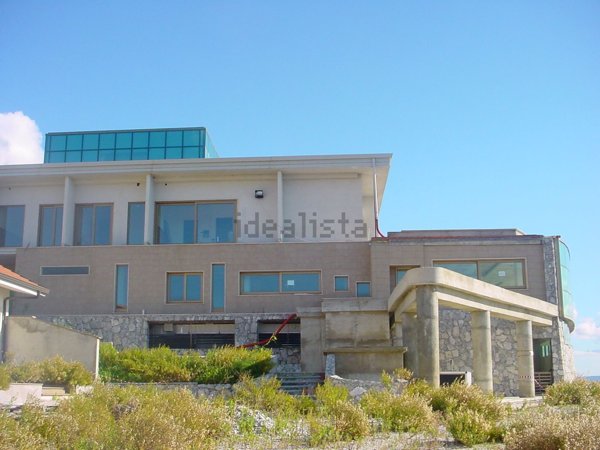 negozio in vendita a Gizzeria in zona Mortilla