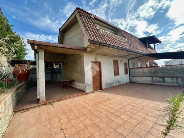 casa indipendente in vendita a Gizzeria