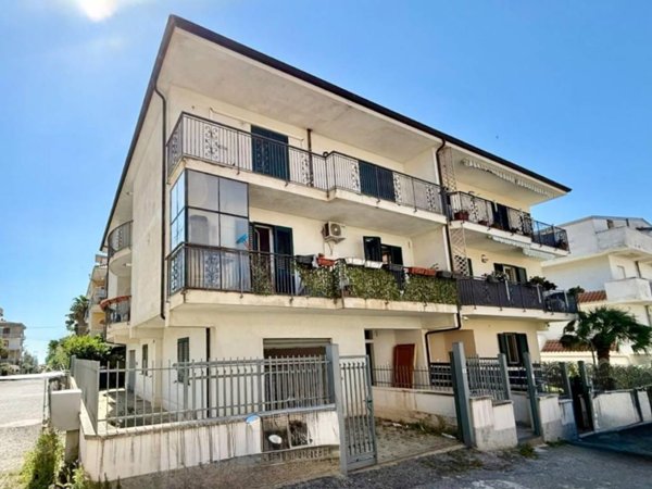 appartamento in vendita a Gizzeria in zona Mortilla
