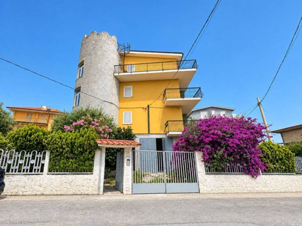 appartamento in vendita a Gizzeria in zona Mortilla