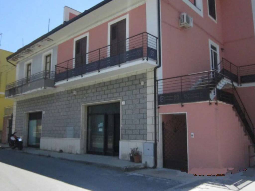 locale di sgombero in vendita a Guardavalle