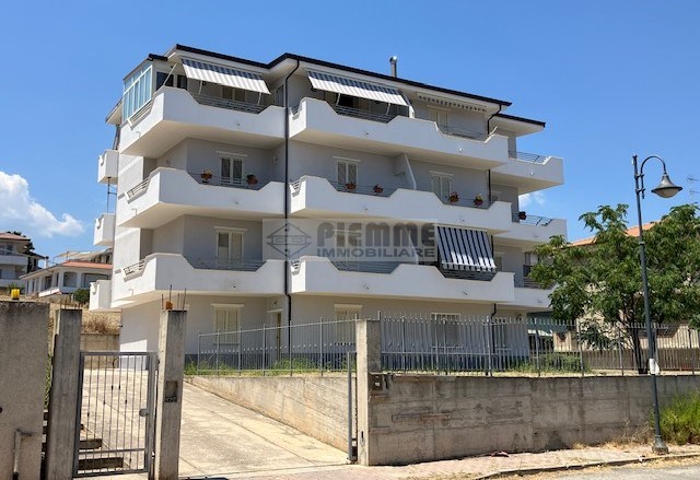 appartamento in vendita a Guardavalle in zona Guardavalle Marina