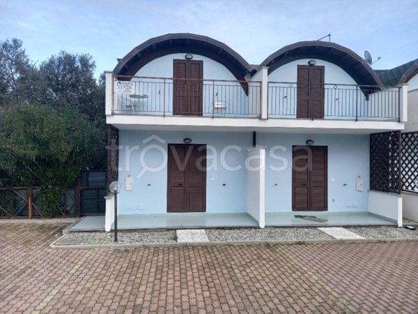 casa indipendente in vendita ad Isca sullo Ionio