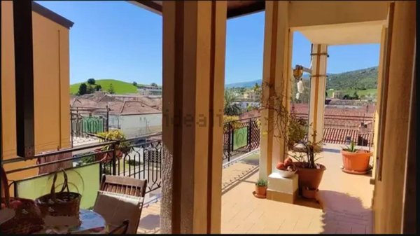 appartamento in vendita ad Isca sullo Ionio