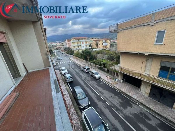 appartamento in vendita ad Isca sullo Ionio