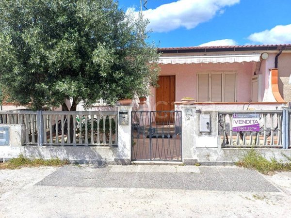 appartamento in vendita ad Isca sullo Ionio