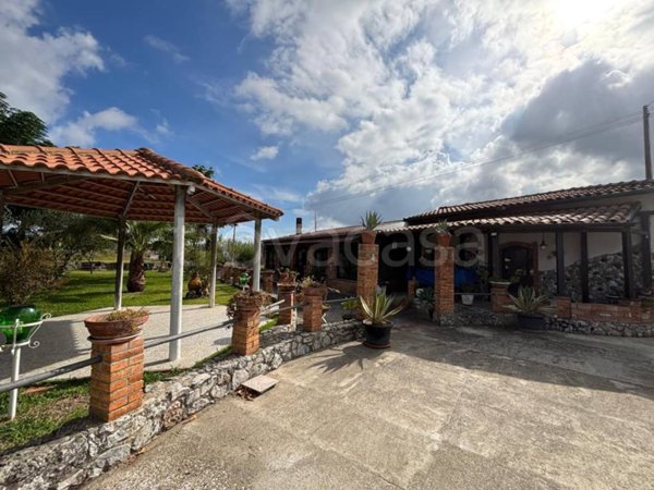 casa indipendente in vendita a Maida