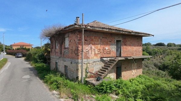 quadrivano in vendita a Maida