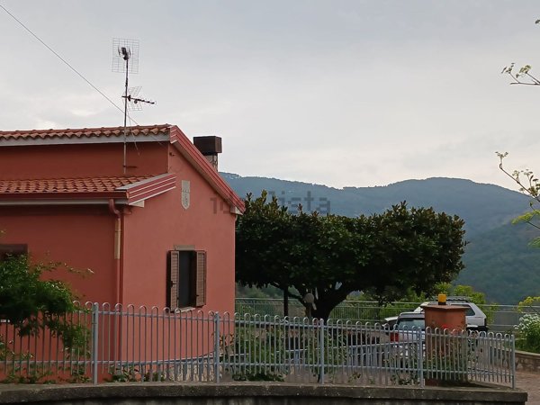 casa indipendente in vendita a Miglierina
