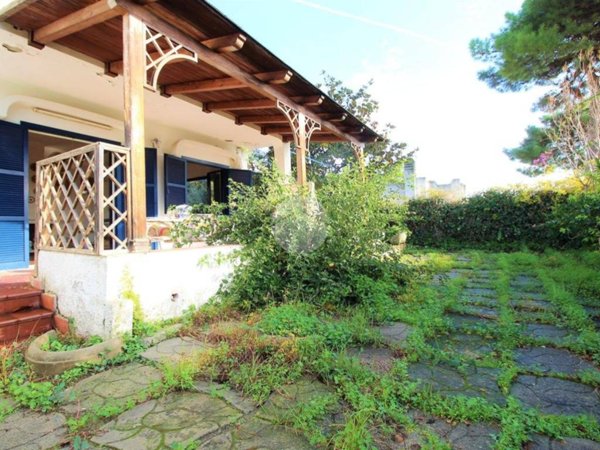 casa indipendente in vendita a Montauro in zona Costa degli Aranci