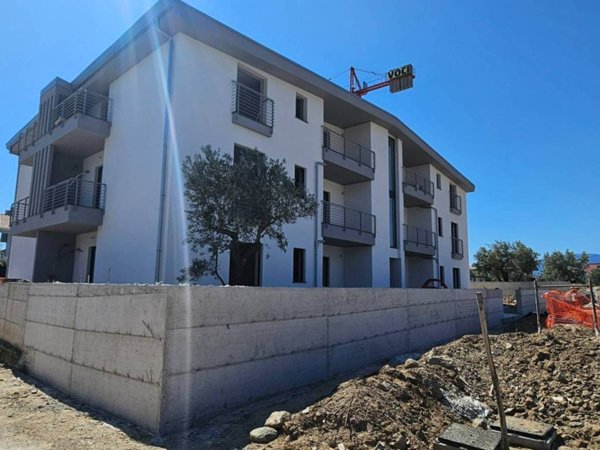 appartamento in vendita a Montauro in zona Calalunga/Pietragrande