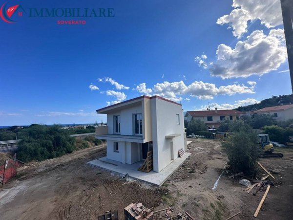 casa indipendente in vendita a Montauro in zona Calalunga/Pietragrande