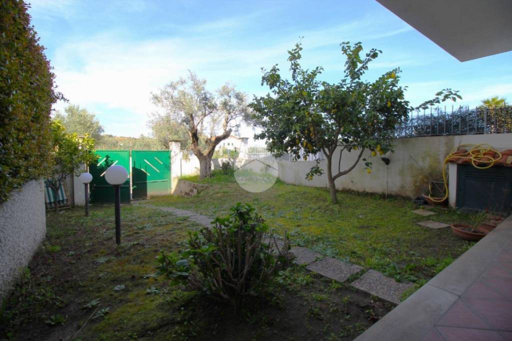 casa indipendente in vendita a Montauro in zona Calalunga/Pietragrande