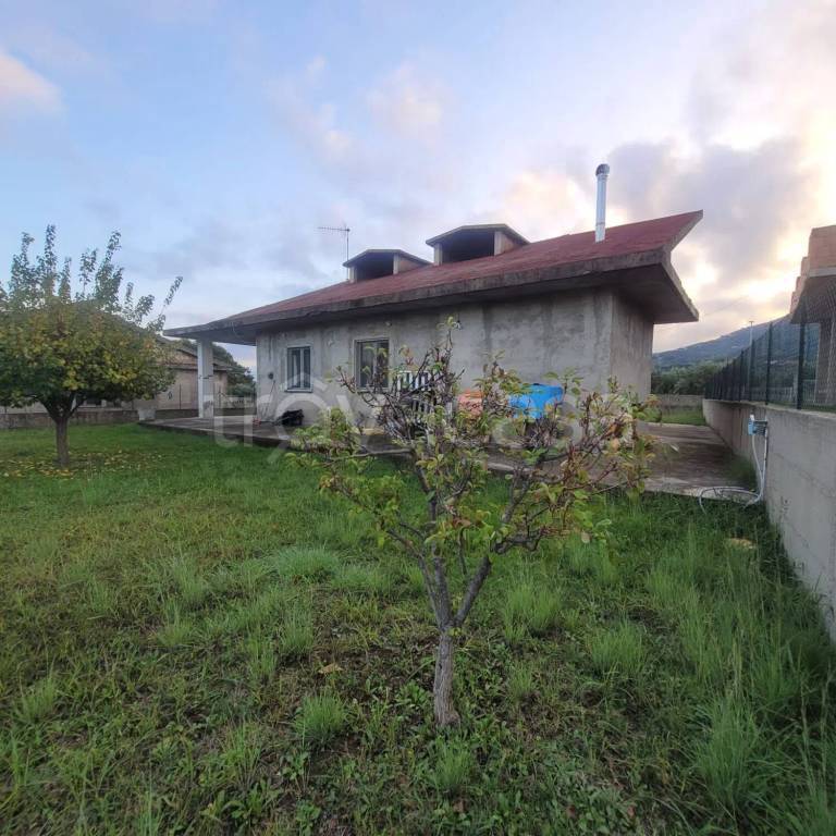 casa indipendente in vendita a Montauro in zona Calalunga/Pietragrande