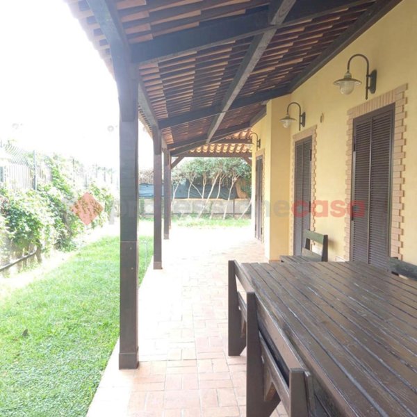 casa indipendente in vendita a Montauro in zona Calalunga/Pietragrande