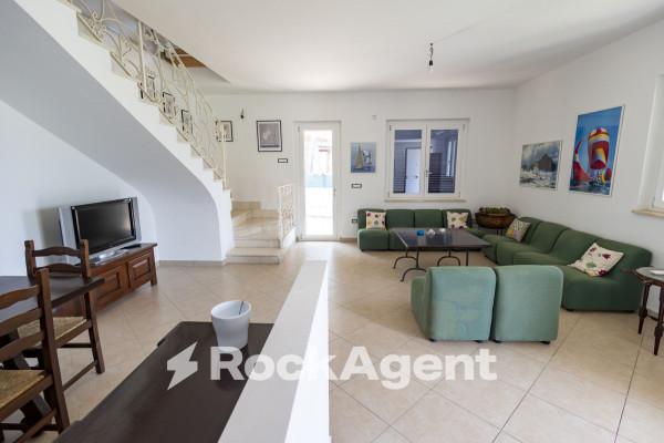 casa indipendente in vendita a Montauro in zona Calalunga/Pietragrande