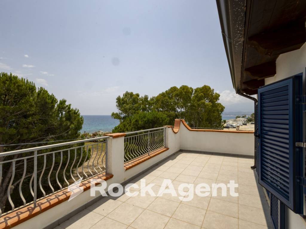 casa indipendente in vendita a Montauro in zona Calalunga/Pietragrande