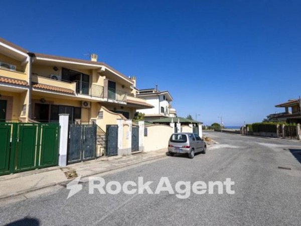 casa indipendente in vendita a Montauro in zona Calalunga/Pietragrande