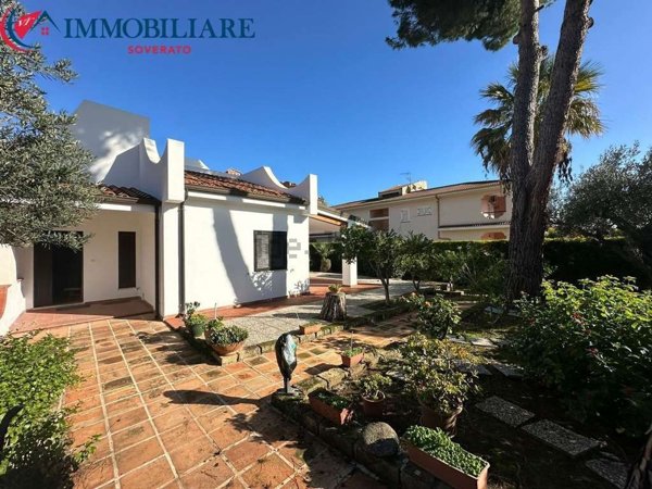 casa indipendente in vendita a Montauro in zona Calalunga/Pietragrande