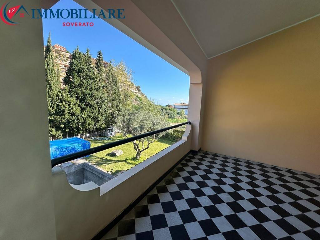 appartamento in vendita a Montauro in zona Calalunga/Pietragrande