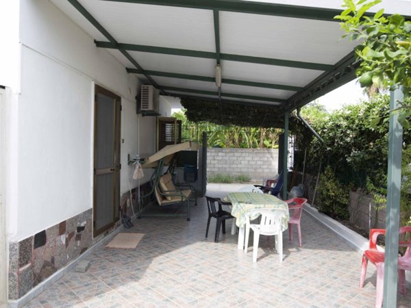 casa indipendente in vendita a Montauro in zona Calalunga/Pietragrande