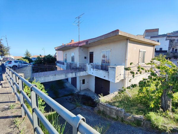 casa indipendente in vendita a Montauro