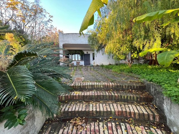 casa indipendente in vendita a Montauro in zona Costa degli Aranci