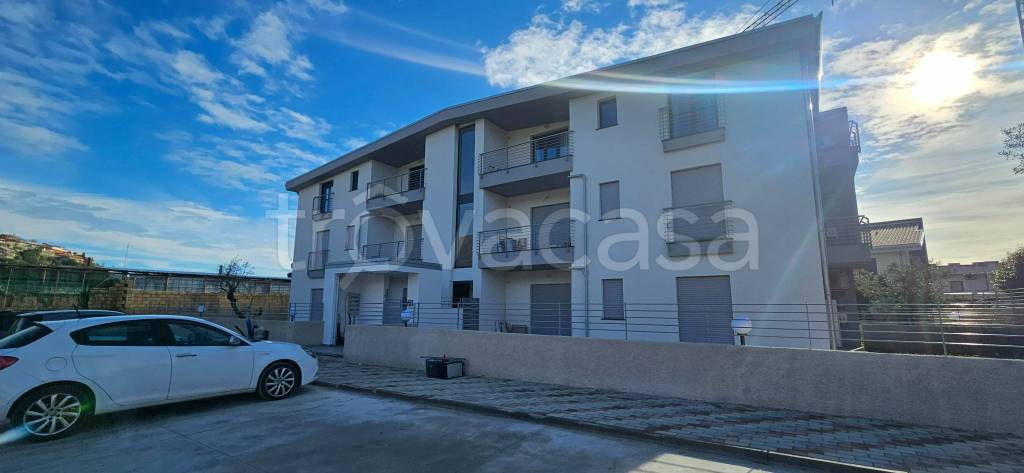 appartamento in vendita a Montauro in zona Calalunga/Pietragrande