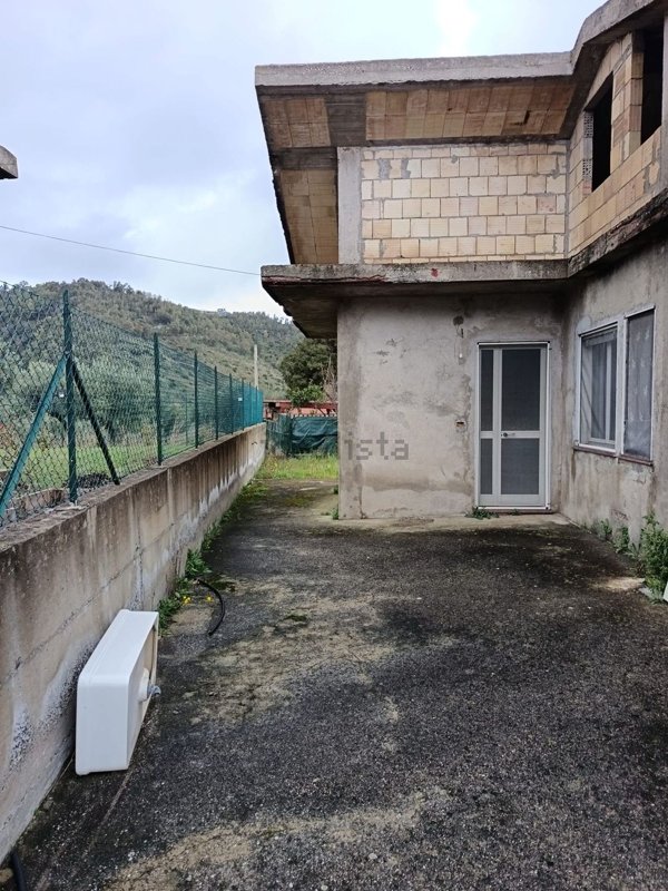 casa indipendente in vendita a Montauro