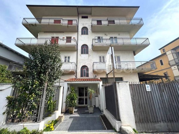 appartamento in vendita a Montauro in zona Calalunga/Pietragrande