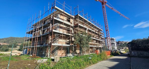 appartamento in vendita a Montauro in zona Calalunga/Pietragrande